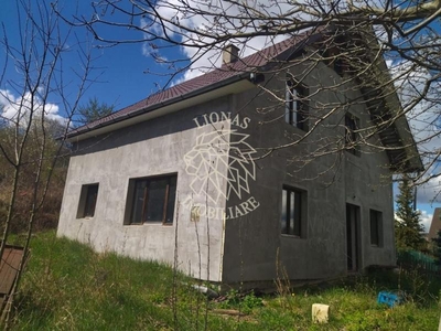 Casa P+M 3 camere 110 mp-teren 1400 mp-Zona Valea Jelnei