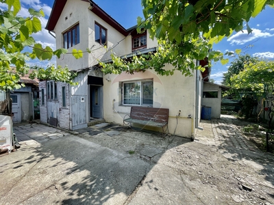 Casavila 4 camere vanzare in Vrancea, Focsani, Vest