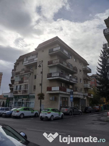 De vânzare apartament cu 4 camere în Sfântu Gheorghe