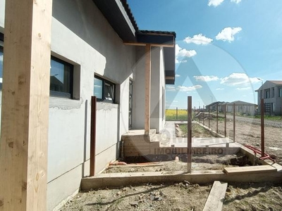 Dezvoltator duplex nou în Moșnița nouă
