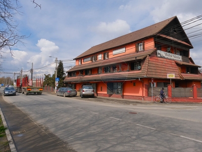 Hotelpensiune 14 camere vanzare in Maramures, Sighetu Marmatiei, Vest