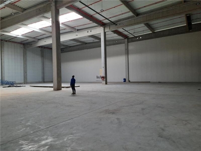 Spatiu Industrial, Clasa B, 1500 mp, Oradea de inchiriat