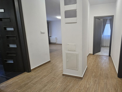 Centru apartament mp , 3 camere, , de vanzare, Intre Tudor Vladimirescu si Palas