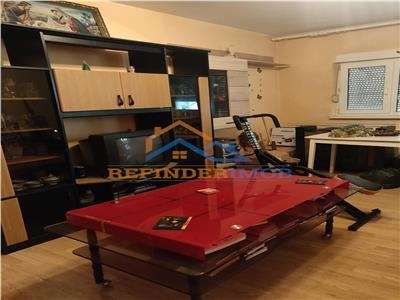 Vanzare Apartament 2 camere, zona LujeruluiGorjului