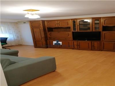 Vanzare Apartament 3 Camere Decomandat Piata SuduluiPaduroiu