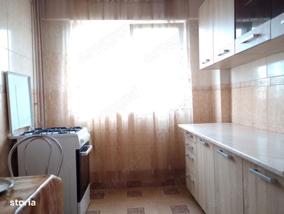 Apartament 3 camere, Decomandat, Central, Bld. Magheru - Oradea