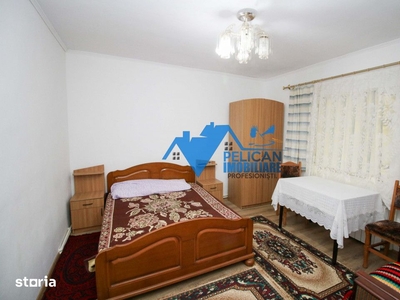 Apartament cu 3 camere de inchiriat