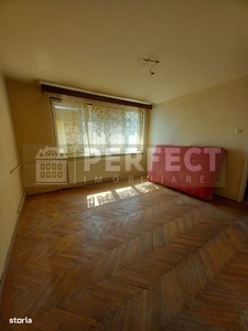 Apartament 3 camere, et 5/8 Bdul Republicii - 60500 euro