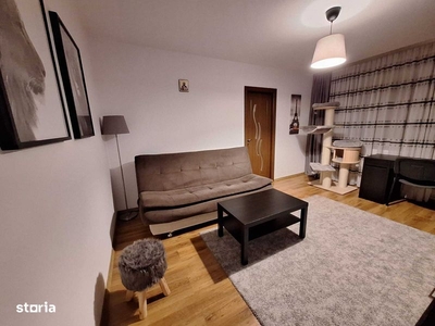 Apartament cu 3 camere si parcare LA CHEIE (direct PROPRIETAR)