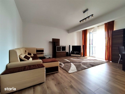 Apartament 3 camere, 80 mp, curte de 145 mp si garaj, Micro