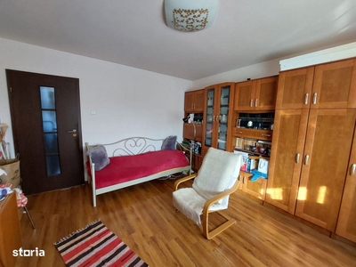 Apartament cu 3 camere ideal pentru birouri