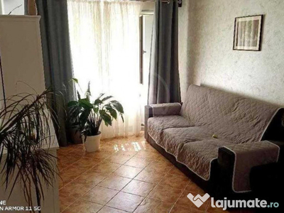 Apartament 4 camere semidecomandat ZORILOR