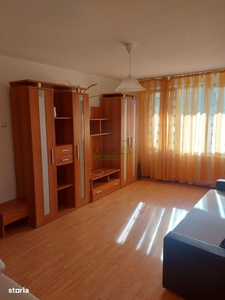 Apartament cu 3 camere, decomandat, disponibil imediat, Tractorul