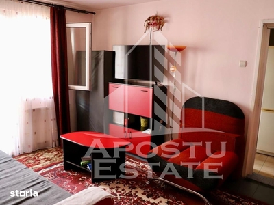 Apartament cu doua camere ,zona Vlaicu