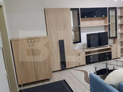 Apartament de 3 camere, 72 mp, zona Tatarasi