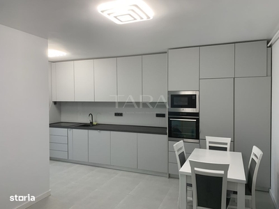 Apartament 3 camere, ultrafinisat, 60mp, parcare exterioara, zona Teil