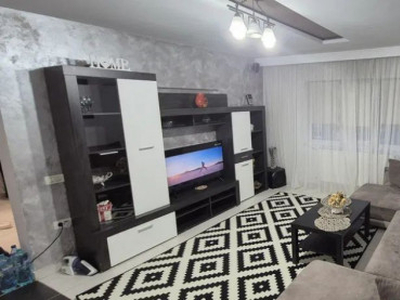 AP. 3 CAMERE, CENTRALA PROPRIE, PET-FRIENDLY, LOC PARCARE...