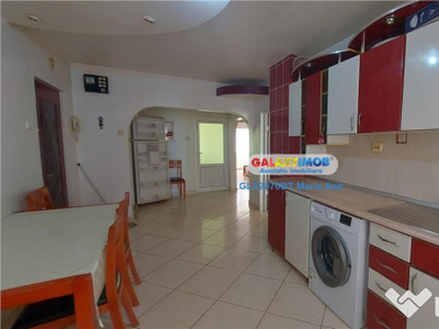 Apartament 2 camere, etaj 2, Savenilor!