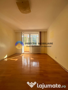 Apartament 3 camere/2 bai/etaj 2 Piata Bistrita