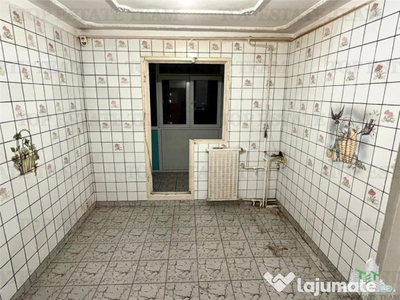 Apartament 3 camere de RENOVAT | 5 minute de metrou GORJULUI