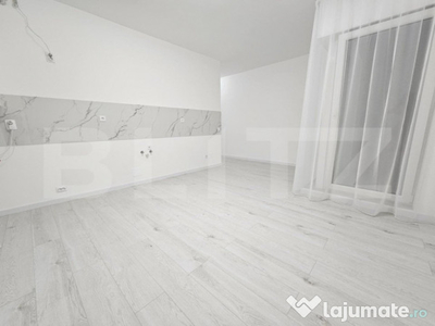 Apartament 3 camere, etaj intermediar, finisat modern, zona