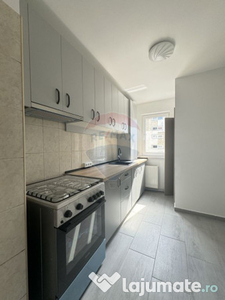 Apartament complet renovat, 2 camere, et.3, str. Rubinului