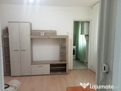 Apartament o camera, foarte aproape de Gara