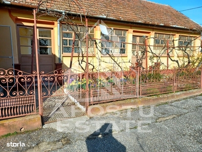 Casa individuala recent renovata in Ianova,cu teren de 1651 mp.