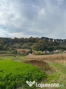 Casa în Richis, Jud. Sibiu, aproape de Sighisoara.