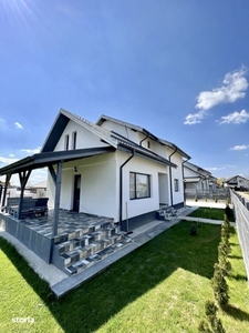 Casa tip duplex | 200 mp util | 400mp teren | Garaj | Iris | Voronet