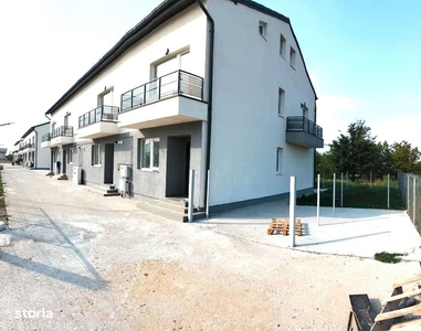 Duplex D+P+E, 5 camere, 386 mp teren, parcare, Borhanci