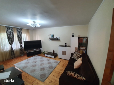 Ofer spre închiriere, apartament 3 camere,Mioveni