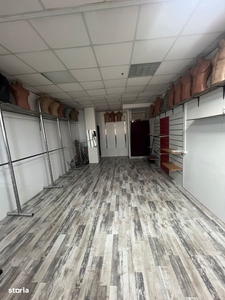 Apartament de 2 camere, etaj intermediar, 2 locuri de parcare, zona Me