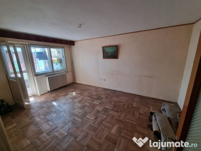 Tomis 1 amfiteatru-apartament 3 camere decomadat