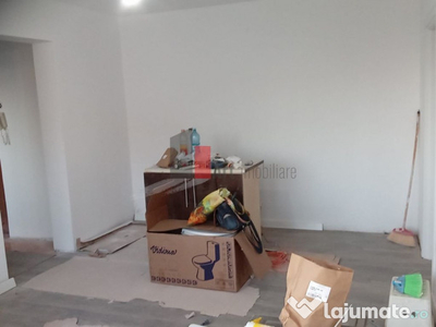 Vânzare apartament 3 camere Brâncoveanu