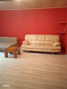 Vand apartament 3 camere în Deva, Lido-Casa de Pensii, et.2, doua bai