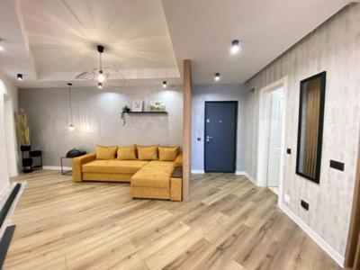 Apartament 3 camere de vanzare in Cluj, zona Floresti, 130000 eur