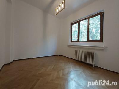 Piata Rosetti Universitate Apartament 4 camere +1 stradal central linistit calduros