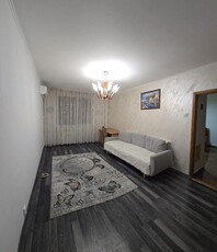 AP. 2 CAMERE P-TA SUDULUI, METROU 10 MIN, LOC PARCARE ADP, RENOVAT