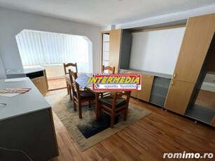 Apartament 3 camere decomandat etaj 1 Cetate finisat