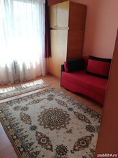 Apartament 3 camere etaj 4