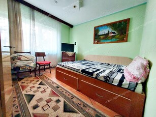 Apartament 3 camere, IC Frimu, etaj 2, centrala termica