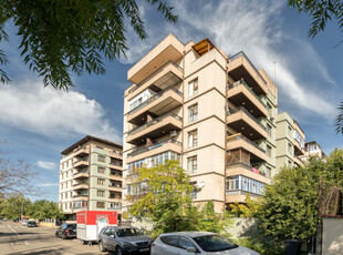 Apartament 4 Camere Crangasi Giulesti Foarte Spatios