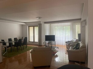 Apartament 4 camere de inchiriat - Aviatorilor