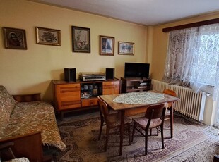 Apartament 4 camere, decomandat, vedere trilaterala, ultracentral, Craiova