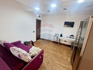 Apartament cu 3 camere de închiriat în zona Central