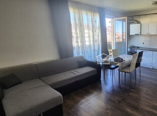 Apartament cu 3 camere, mobilat si utilat zona Porii