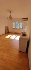 Apartament cu 4 camere, zona Podu Ros