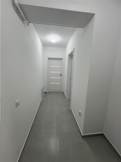 Apartament la cheie cu 2 camere si boxa depozitare zona Doam