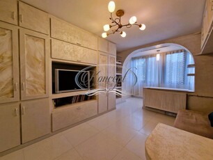 Apartament pe strada Plopilor